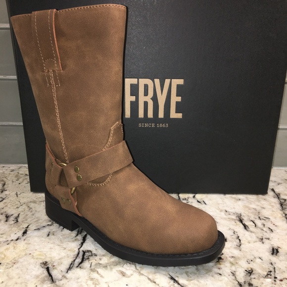 FRYE Kids Shoes - Assorted Sizes - Picture 2 of 4